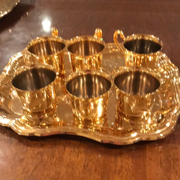 6 tea cups with matching tray - Picture 2 of 3